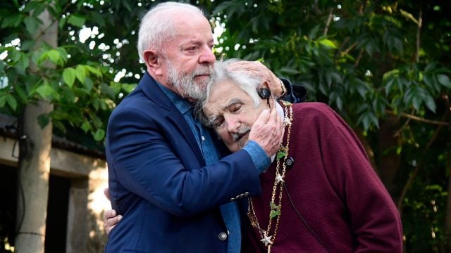 El emotivo reencuentro entre Lula da Silva y Pepe Mujica: "Un hermano no se escoge, pero un compañero sí"