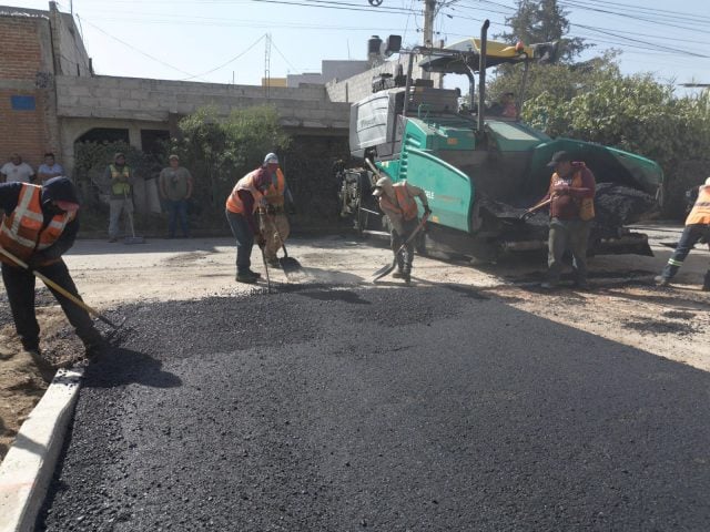 Ayuntamiento de Puebla recibirá recursos de Pemex para proyectos de pavimentación