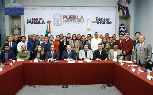 Alejandro Armenta confía en coordinación para garantizar paz tras reunión con delegados de Gobernación