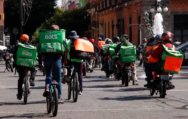 Repartidores podrán afiliarse al IMSS sin necesidad de cumplir con 8 horas de jornada