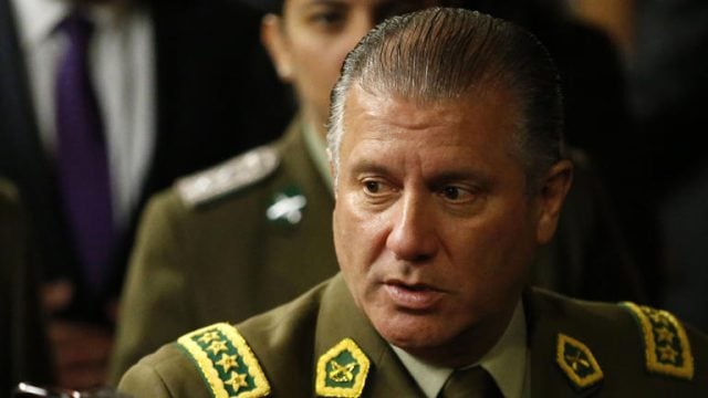 Arriesga 24 años de cárcel y podrá salir de Chile: Tribunal autoriza vacaciones a exgeneral involucrado en “Pacogate”