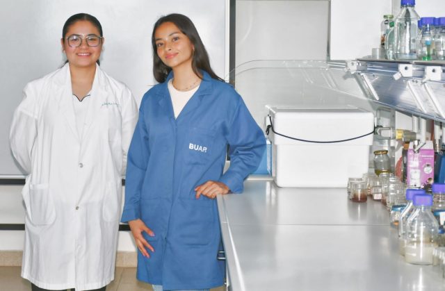 Alumnas BUAP desarrollan alternativa natural para combatir hongos y bacterias