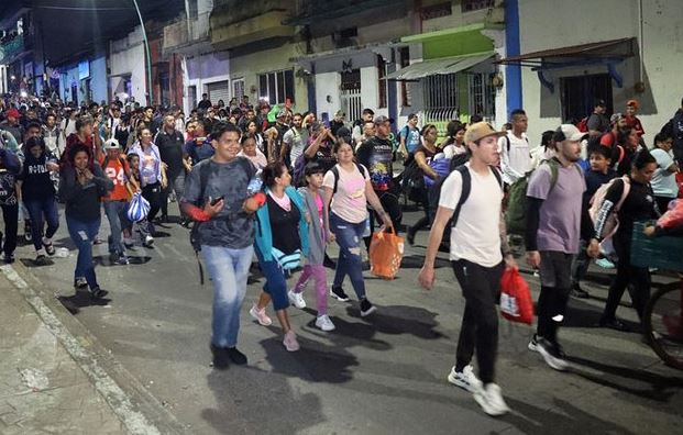 Primera caravana migrante de 2025 cumple 24 horas del inicio de su trayectoria por territorio mexicano