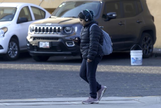 Sigue el frío y pronostican caída de nieve en norte de Sonora y Baja California