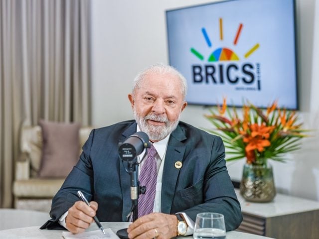 Brasil desafía a Trump: Lula defiende el derecho de los BRICS a buscar su independencia del dólar