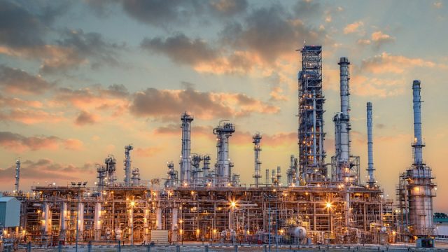 Venezuela apuesta por el crecimiento de la industria petroquímica como meta estratégica para 2025