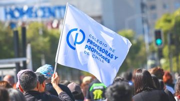 "Que educar no nos cueste la vida": Profesores convocan a manifestación nacional tras agresión a docente