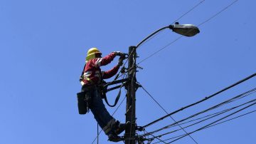 Nuevo corte de luz dejó a más de 20 mil personas sin suministro en la RM