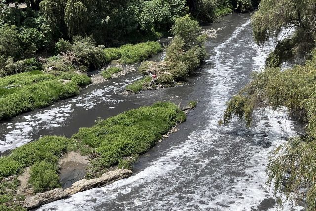 Ayuntamiento de Puebla lanzará programa para sancionar a empresas contaminantes del Río Atoyac