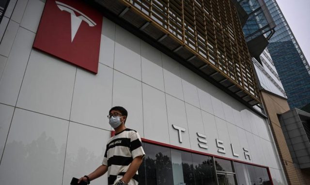 Tesla pierde terreno en China debido a la creciente competencia de BYD y Xiaomi