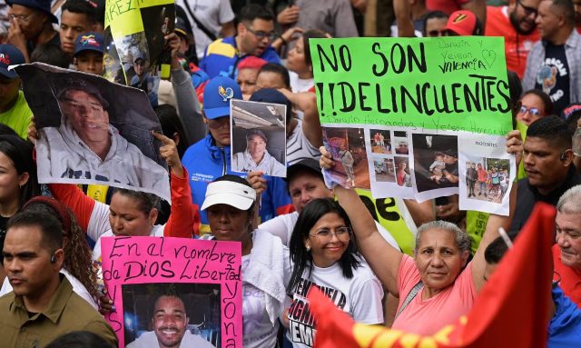 Venezolanos denuncian la Ley de Enemigos Extranjeros en EE.UU. como injusta para sus connacionales