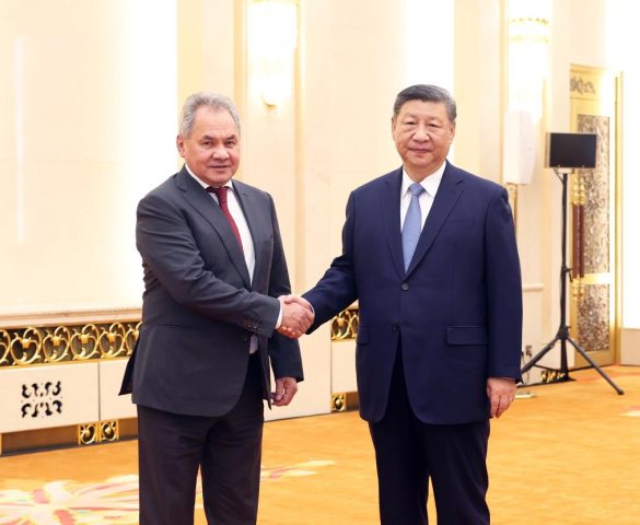 Xi Jinping se reúne con el secretario del Consejo de Seguridad de Rusia, Sergei Shoigu, para fortalecer los lazos estratégicos entre China y Rusia